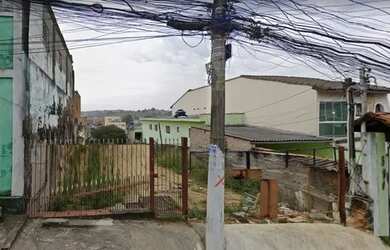 Imagem: O terreno possui 490m² de Área e está localizado em Parada