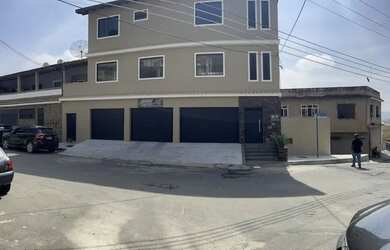 Imagem: O apartamento possui 2 Dormitórios, 2 Banheiros, 80m² de Área