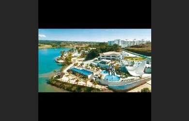 Imagem: O apartamento possui 2 Dormitórios, 1 Banheiro e 5 Vagas na