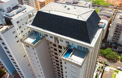 Imagem: O apartamento na cobertura possui 4 Dormitórios, 5 Banheiros