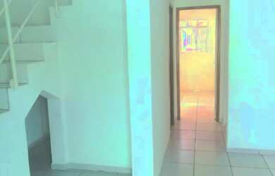 Imagem: A casa possui 2 Dormitórios, 1 Banheiro, 1 Vaga na garagem