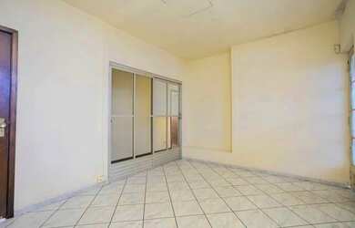 Imagem 7: CASA com 3 dormitórios à venda por R$ 649.000,00 no bairro Guabirotuba...