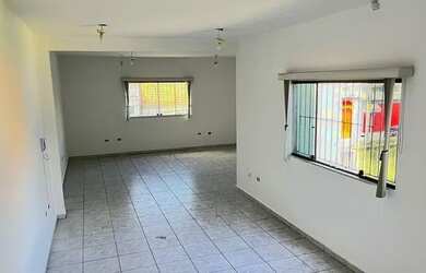 Imagem: O depósito possui 51m² de Área e está localizado em Vila