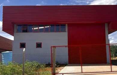 Imagem: O depósito possui 490m² de Área e está localizado em Fazenda