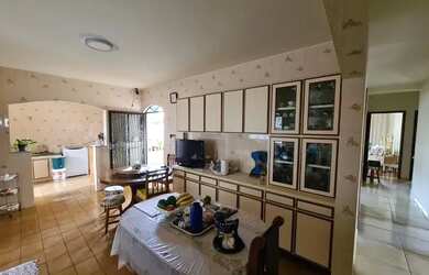 Imagem 7: Casa com 4 dormitórios - venda por R$ 700.000 ou aluguel por R$ 2.200/mês...