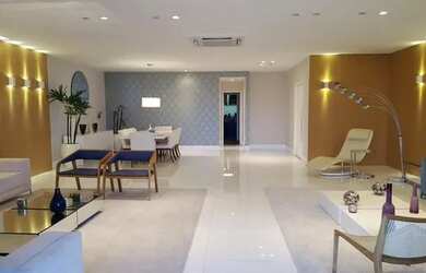 Imagem: O apartamento possui 4 Dormitórios, 5 Banheiros, 3 Vagas na