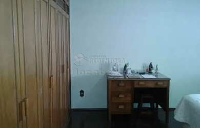 Imagem 16: Mansur Daud - Casa em esquina, estado de nova, com 3 dorms, sendo 1 tipo...