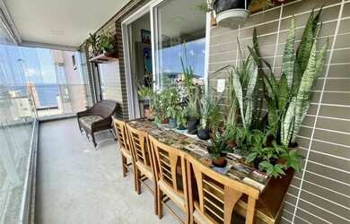 Imagem: O apartamento possui 3 Dormitórios, 3 Banheiros, 2 Vagas na