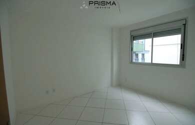 Imagem 8: 2 dormitórios no centro, sacada, cozinha separada