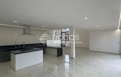 Imagem 4: Casa em condomínio à venda, 4 quartos, 3 suítes, 3 vagas, Alphaville...