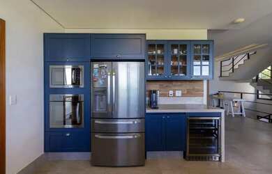 Imagem 11: Imóvel para aluguel e venda possui 403 metros quadrados com 4 quartos