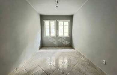 Imagem: O apartamento possui 2 Dormitórios, 1 Banheiro, 86m² de Área