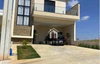 Imagem: A casa em condomínio possui 3 Dormitórios, 3 Banheiros, 4