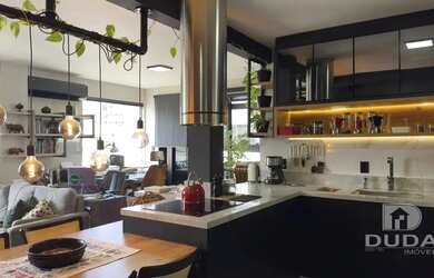 Imagem: O apartamento na cobertura possui 3 Dormitórios, 2 Banheiros