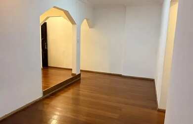 Imagem: O apartamento possui 2 Dormitórios, 2 Banheiros, 2 Vagas na