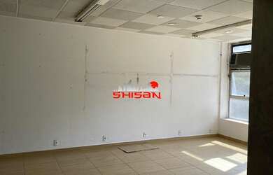 Imagem: O depósito possui 1 Vaga na garagem, 43m² de Área e está