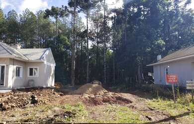 Imagem: O terreno possui 396m² de Área e está localizado em Nova