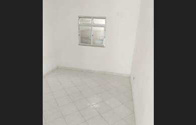 Imagem 3: Quitinete 580 Quarto com aluguel por R$580 /mês