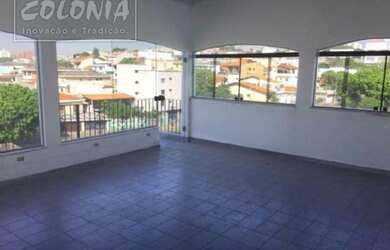 Imagem: O depósito possui 430m² de Área e está localizado em Taboão