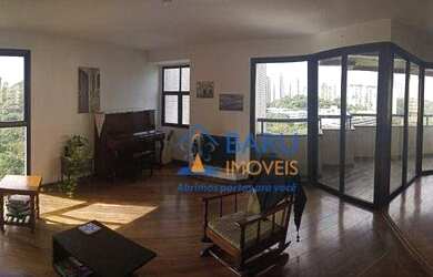 Imagem: O apartamento possui 4 Dormitórios, 3 Banheiros, 3 Vagas na