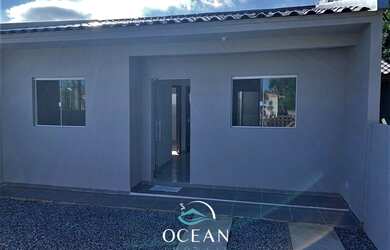 Imagem: A casa possui 2 Dormitórios, 1 Banheiro, 1 Vaga na garagem