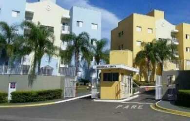 Imagem: O apartamento possui 2 Dormitórios, 1 Banheiro, 1 Vaga na garagem