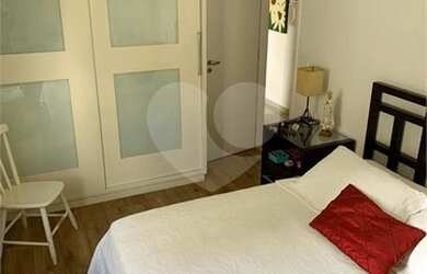 Imagem 8: O apto tem 105 mts, 01 dormitório grande e 01 suíte, a sala tá ampliada (abrimos o terceir