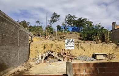 Imagem: O terreno possui 200m² de Área e está localizado em Itapemirim
