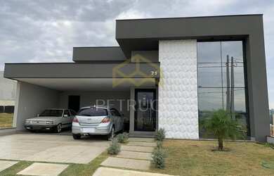 Imagem: A casa em condomínio possui 3 Dormitórios, 4 Banheiros, 4