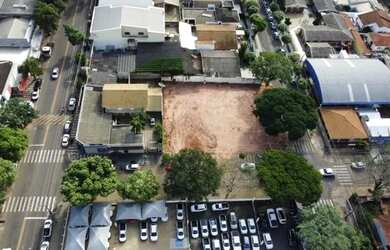 Imagem: O terreno possui 1.095m² de Área e está localizado em Jardim