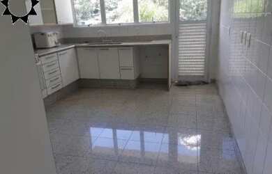 Imagem 4: SOBRADO - BARUERI. Piscina, 700m² de Área, 5 Vagas na garageme4 Dormitórios