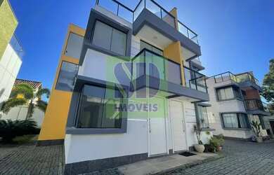 Imagem: A casa em condomínio possui 3 Dormitórios, 3 Banheiros, 1