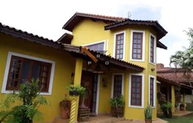 Imagem: A casa em condomínio possui 3 Dormitórios, 5 Banheiros, 5