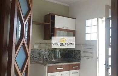 Imagem: O apartamento possui 3 Dormitórios, 1 Banheiro, 2 Vagas na