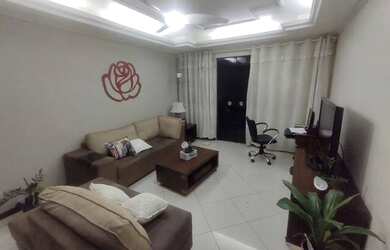 Imagem: O apartamento possui 4 Dormitórios, 3 Banheiros, 180m² de