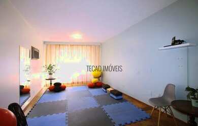 Imagem: O apartamento possui 2 Dormitórios, 1 Banheiro, 105m² de Área