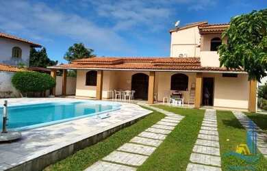 Imagem: A casa em condomínio possui 5 Dormitórios, 4 Banheiros, 2