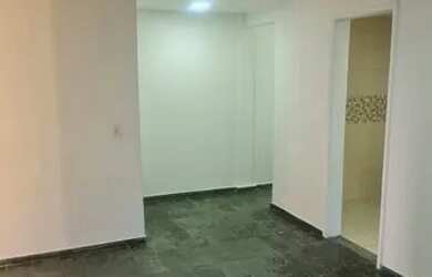 Imagem: O apartamento possui 2 Dormitórios, 1 Banheiro, 2 Vagas na