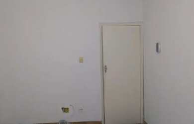 Imagem: O depósito possui 20m² de Área e está localizado em Brotas