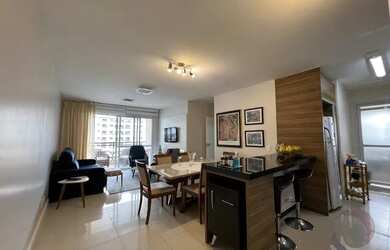 Imagem: O apartamento possui 3 Dormitórios, 3 Banheiros, 2 Vagas na