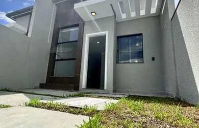 Imagem: A casa possui 3 Dormitórios, 1 Banheiro, 1 Vaga na garagem