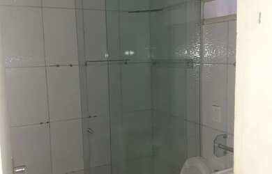 Imagem: A casa possui 2 Dormitórios, 1 Banheiro, 3 Vagas na garagem