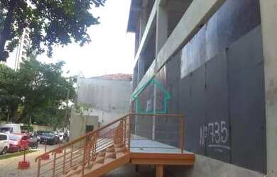 Imagem: O depósito possui 5 Vagas na garagem, 4.750m² de Área e