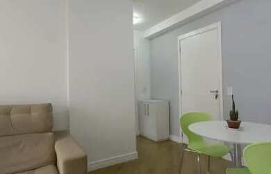 Imagem: O apartamento possui 1 Dormitório, 1 Banheiro, 1 Vaga na garagem