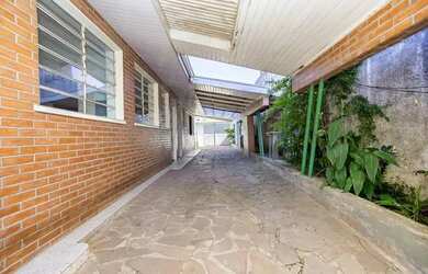 Imagem 4: CASA com 3 dormitórios à venda por R$ 649.000,00 no bairro Guabirotuba...