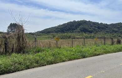 Imagem: O terreno possui 3.474m² de Área e está localizado em Lagoa