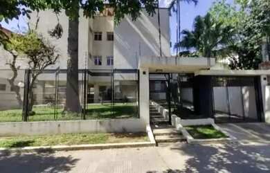 Imagem: O apartamento possui 1 Dormitório, 1 Banheiro, 1 Vaga na garagem