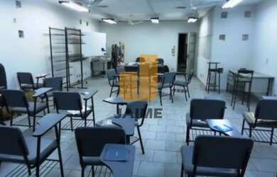 Imagem: O depósito possui 284m² de Área e está localizado em Vila