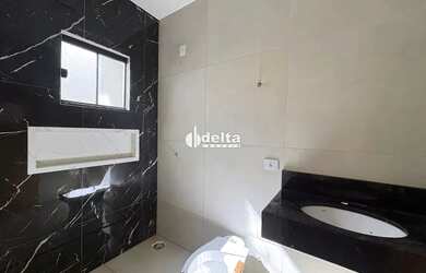 Imagem 11: Casa disponível para venda no bairro Novo Mundo em Uberlândia MG