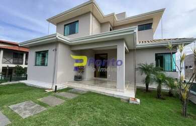 Imagem: A casa em condomínio possui 4 Dormitórios, 4 Banheiros, 4